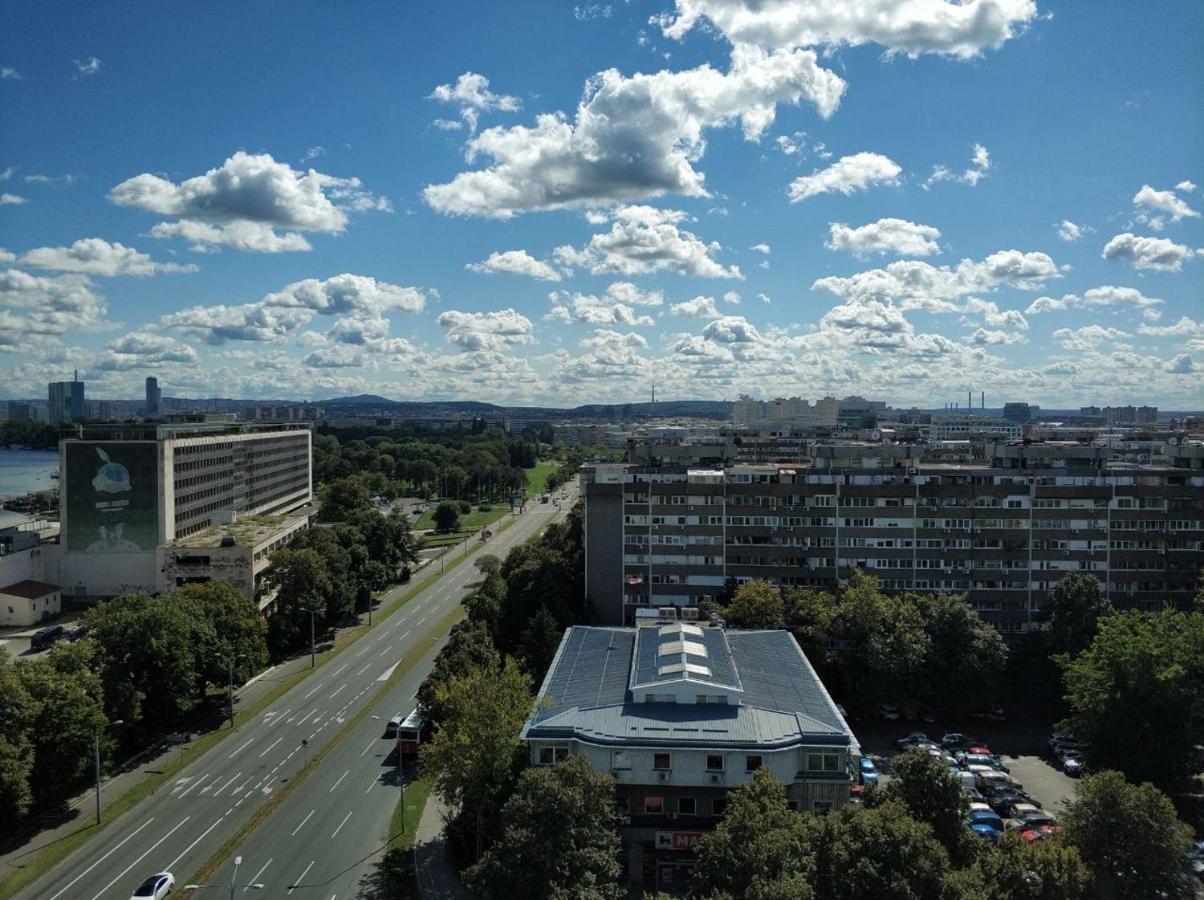ベオグラードAlexplatz Danube Viewアパートメント エクステリア 写真